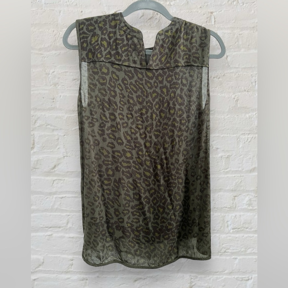 Raquel Allegra Audrey fern sleeveless top green animal print size medium 1